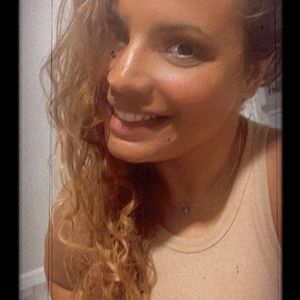 Meet your Posher, Eyal